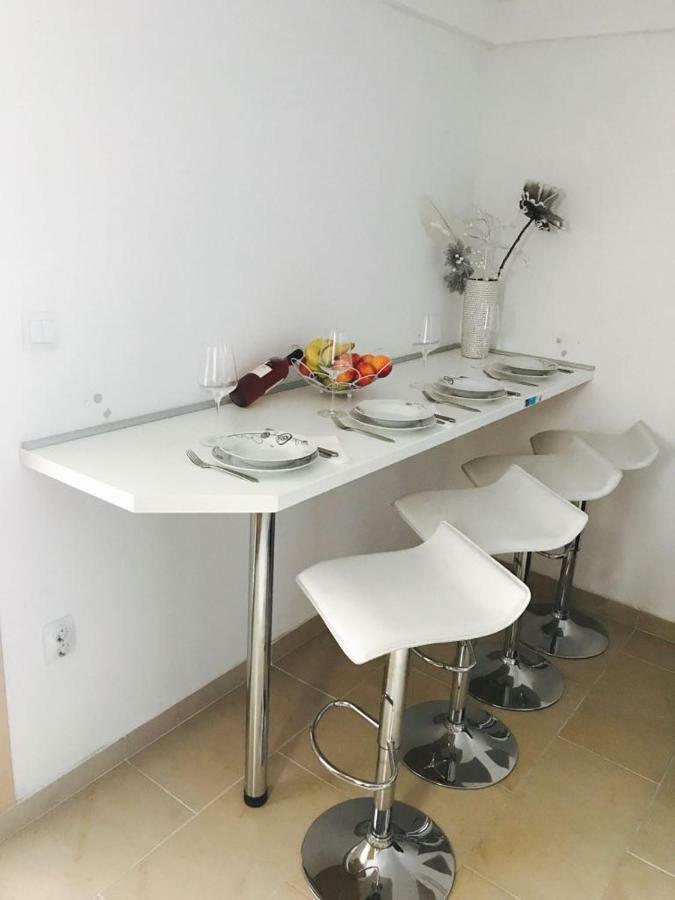 Apartments Martina Tisno Exterior foto